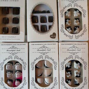 Set of 6 Elegant False Nails for Toes w/nail glue and emory boards
